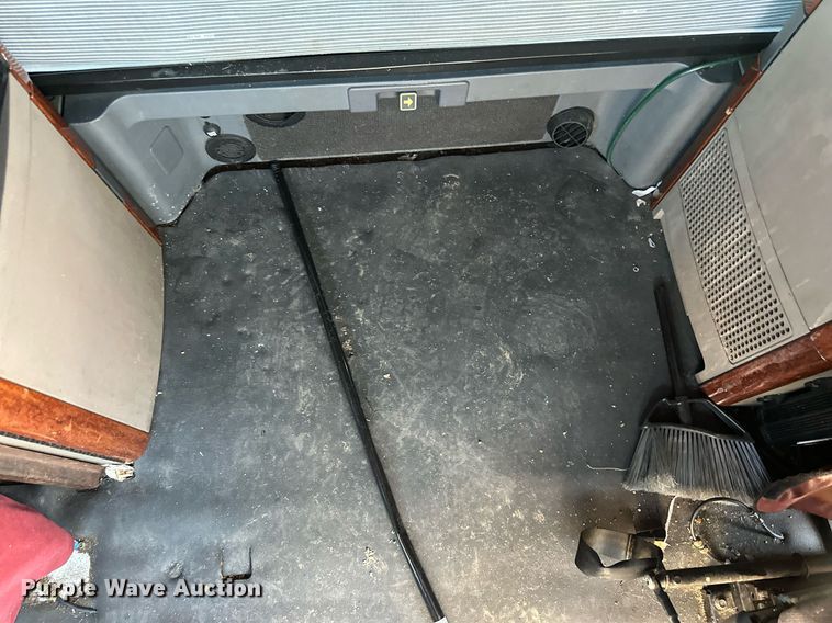 image for item LO9439 2014 Freightliner Cascadia semi truck