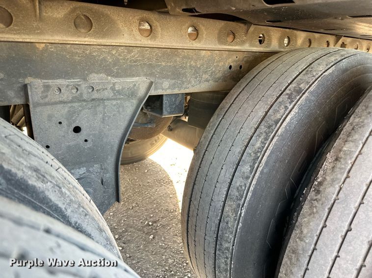 image for item LR9494 2016 Utility VS2RA refrigerated van trailer