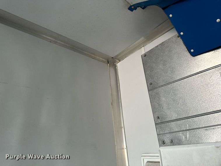 image for item LR9494 2016 Utility VS2RA refrigerated van trailer