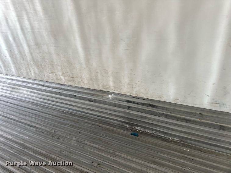 image for item LR9494 2016 Utility VS2RA refrigerated van trailer