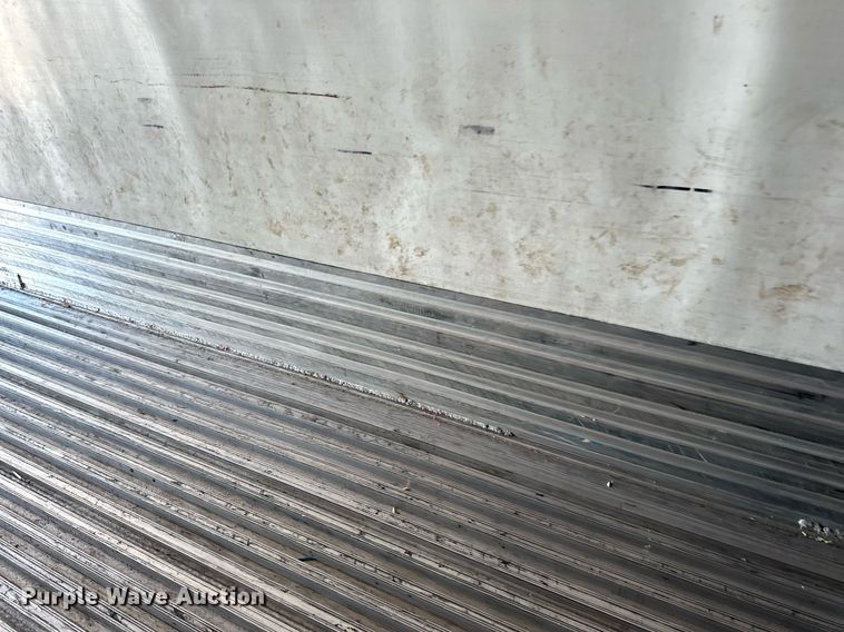 image for item LR9494 2016 Utility VS2RA refrigerated van trailer