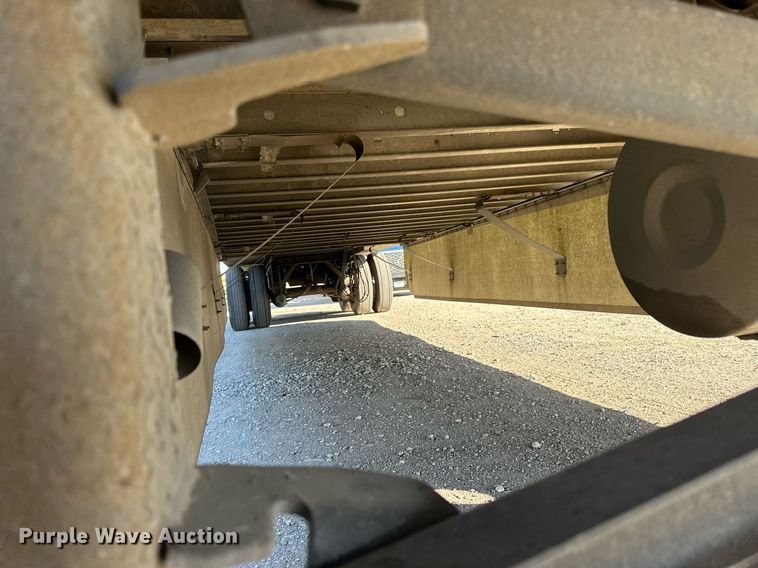 image for item LR9494 2016 Utility VS2RA refrigerated van trailer