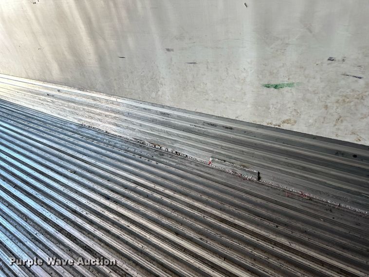 image for item LR9494 2016 Utility VS2RA refrigerated van trailer