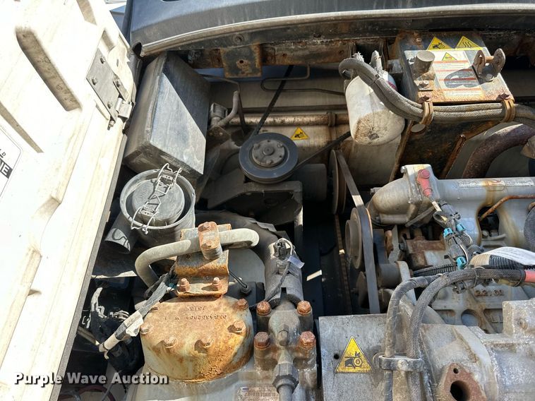 image for item LR9494 2016 Utility VS2RA refrigerated van trailer