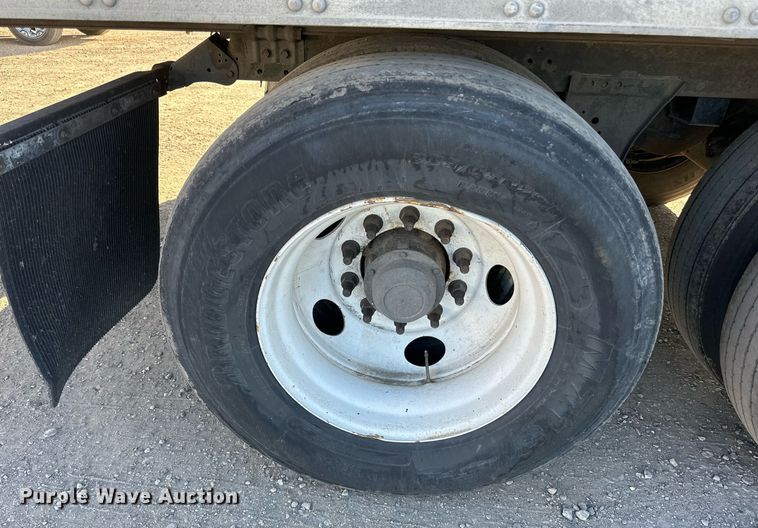 image for item LR9494 2016 Utility VS2RA refrigerated van trailer