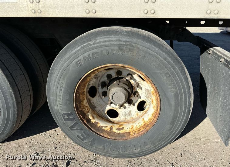 image for item LR9494 2016 Utility VS2RA refrigerated van trailer