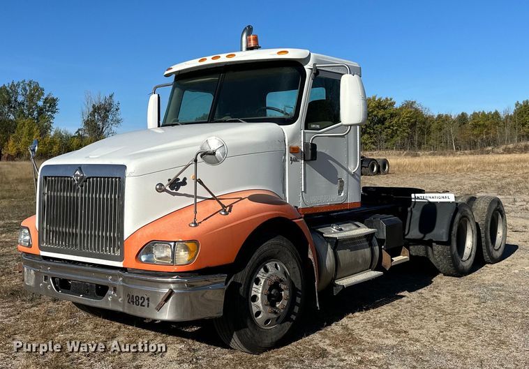 image for item LR9506 2006 International 9400i semi truck