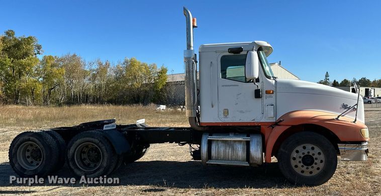 image for item LR9506 2006 International 9400i semi truck