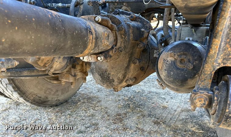 image for item LR9506 2006 International 9400i semi truck