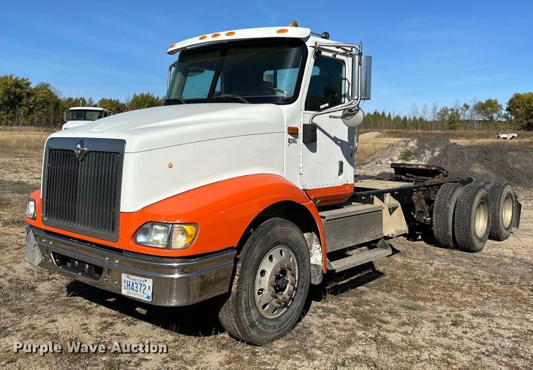 image for item LR9510 2007 International 9200i semi truck