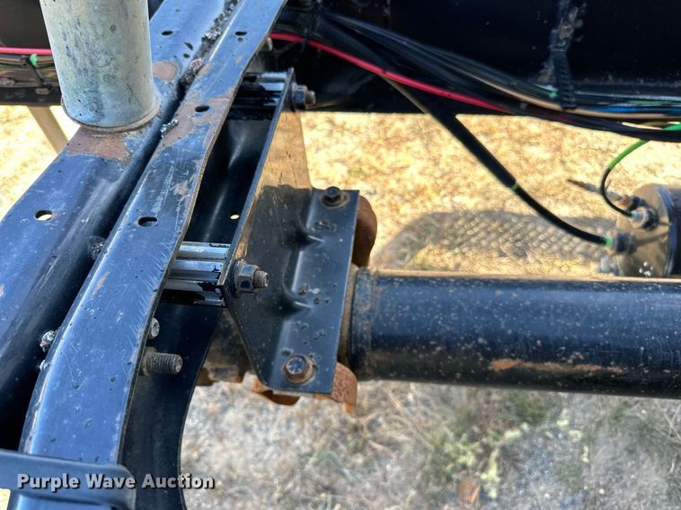 image for item LR9510 2007 International 9200i semi truck