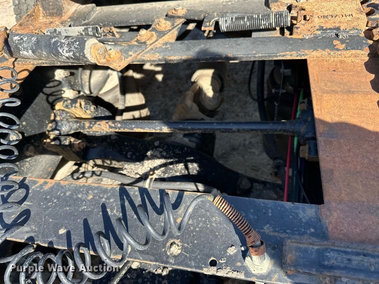 image for item LR9510 2007 International 9200i semi truck