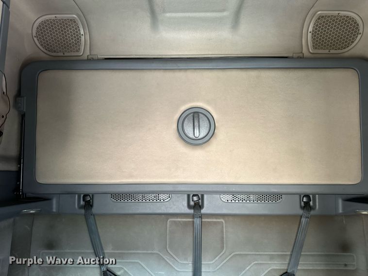 image for item OG9675 2012 Freightliner  Cascadia semi truck