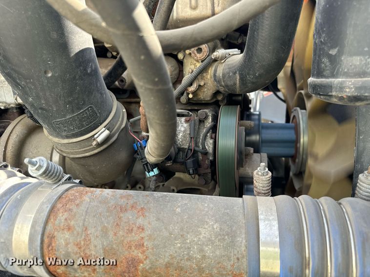 image for item OG9675 2012 Freightliner  Cascadia semi truck