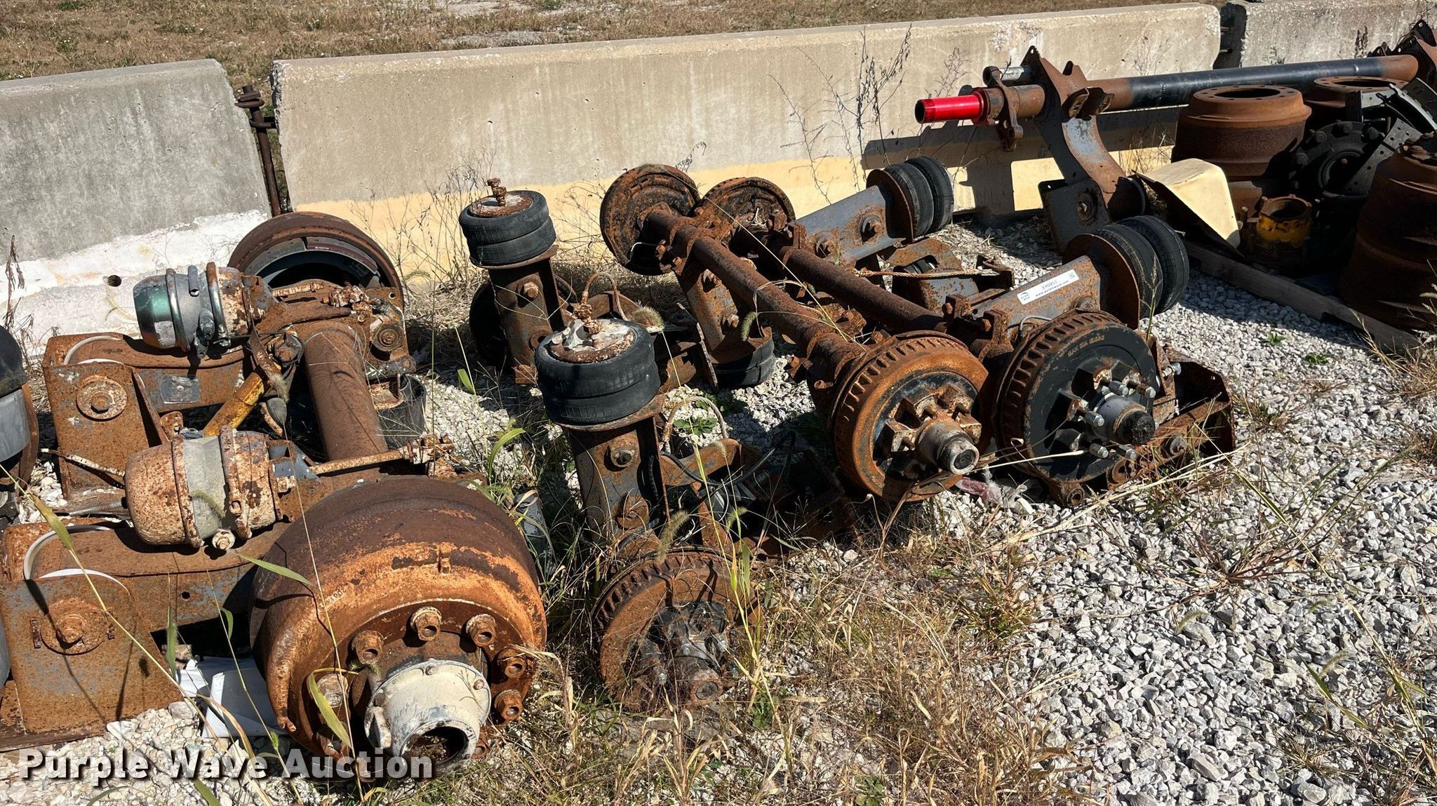 (6) axles in Palmyra, MO | Item EH2853 sold | Purple Wave