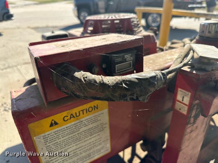 image for item DD3320 Master Sweep M9000 sweeper