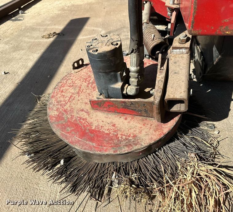 image for item DD3321 Master Sweep M9000 sweeper