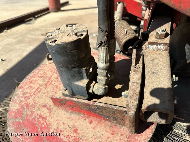 image for item DD3321 Master Sweep M9000 sweeper