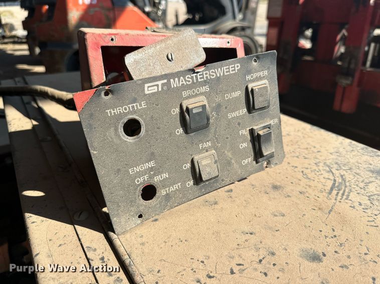 image for item DD3321 Master Sweep M9000 sweeper