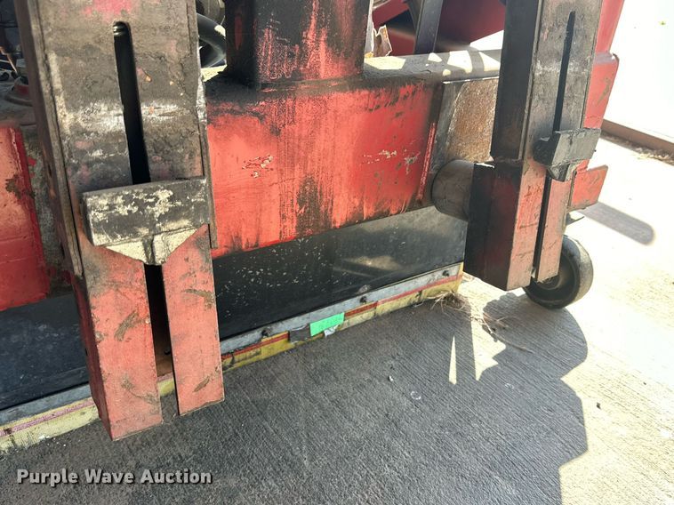 image for item DD3321 Master Sweep M9000 sweeper