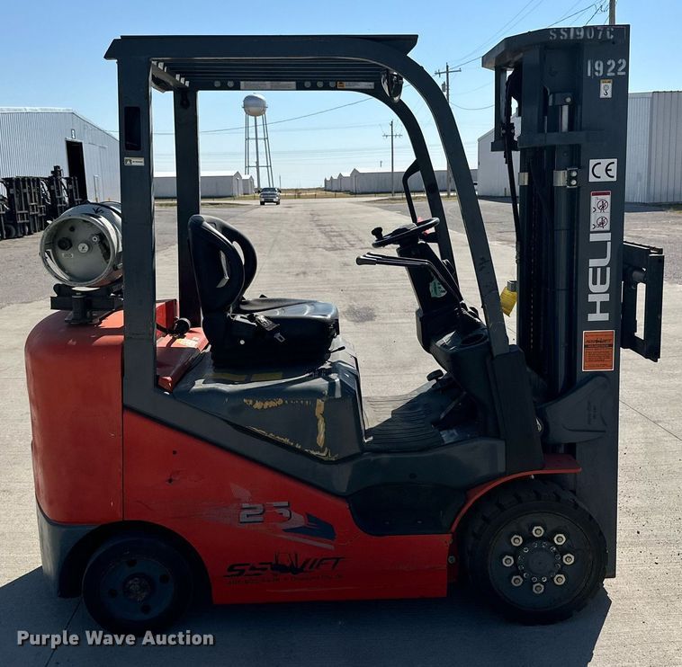 image for item DD3326 2019 Heli CPYD25C-M1H forklift