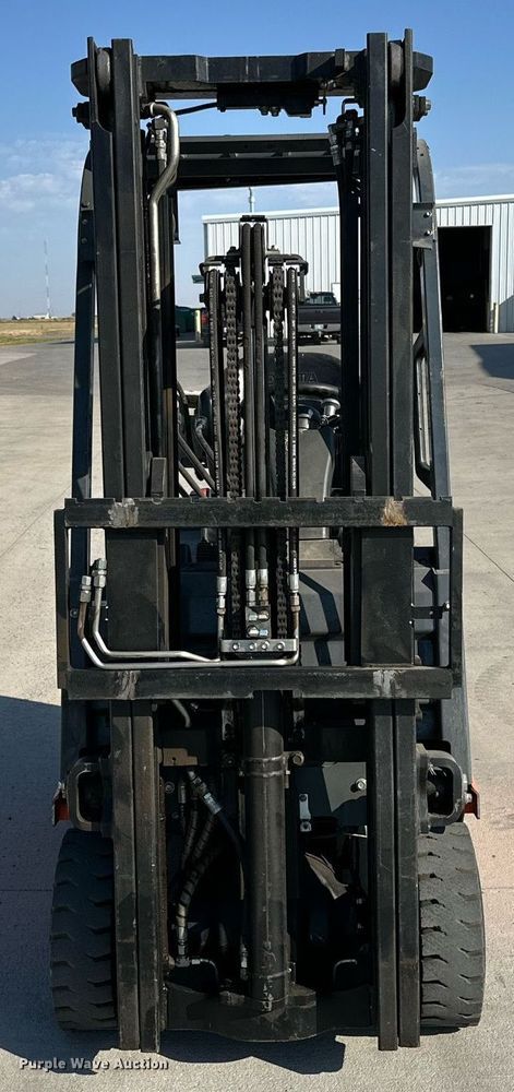 image for item DD3328 2009 Toyota 8FGCU18 forklift