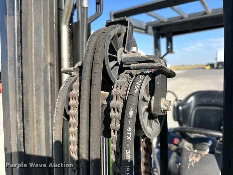 image for item DD3328 2009 Toyota 8FGCU18 forklift