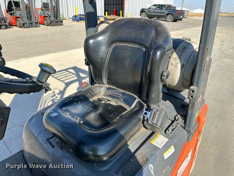 image for item DD3328 2009 Toyota 8FGCU18 forklift