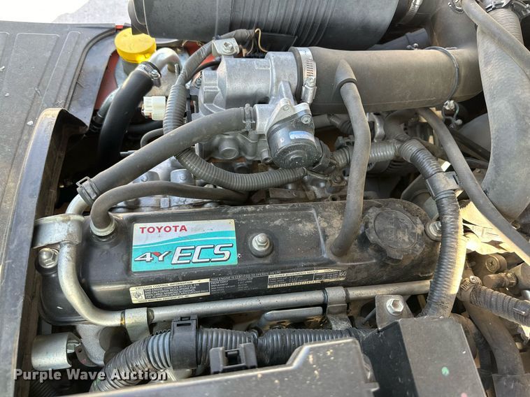 image for item DD3328 2009 Toyota 8FGCU18 forklift