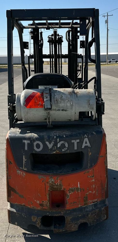 image for item DD3330 2009 Toyota 8FGCU18 forklift