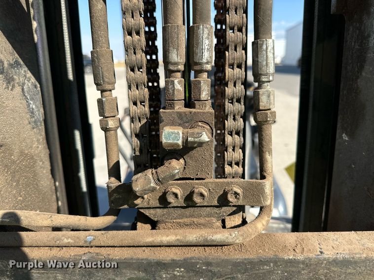 image for item DD3330 2009 Toyota 8FGCU18 forklift