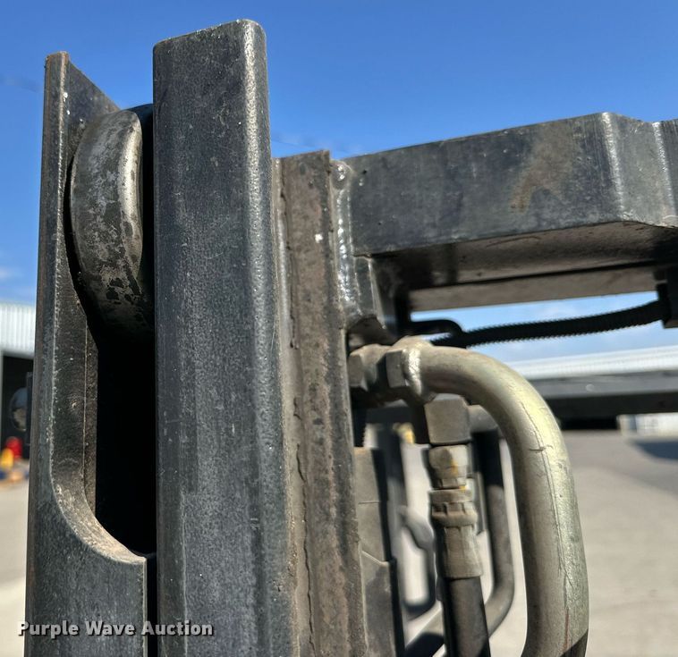 image for item DD3330 2009 Toyota 8FGCU18 forklift