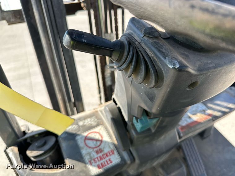 image for item DD3330 2009 Toyota 8FGCU18 forklift