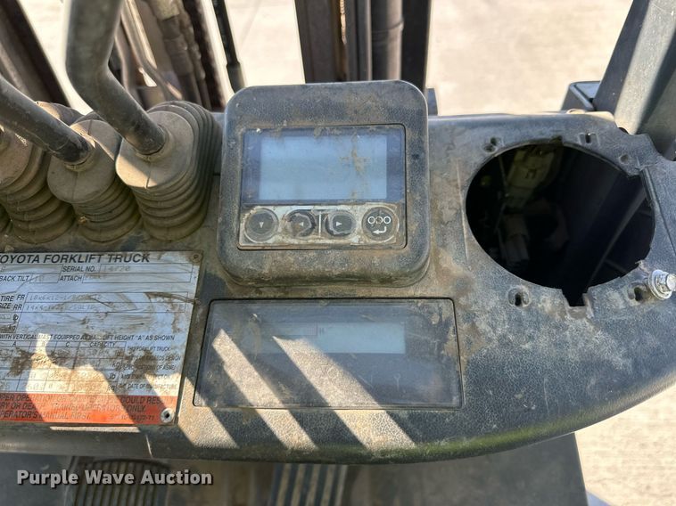 image for item DD3330 2009 Toyota 8FGCU18 forklift