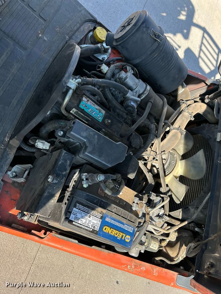 image for item DD3330 2009 Toyota 8FGCU18 forklift