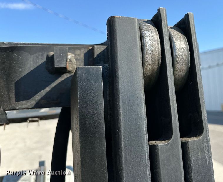 image for item DD3332 2018 Toyota 8FGCU25 forklift