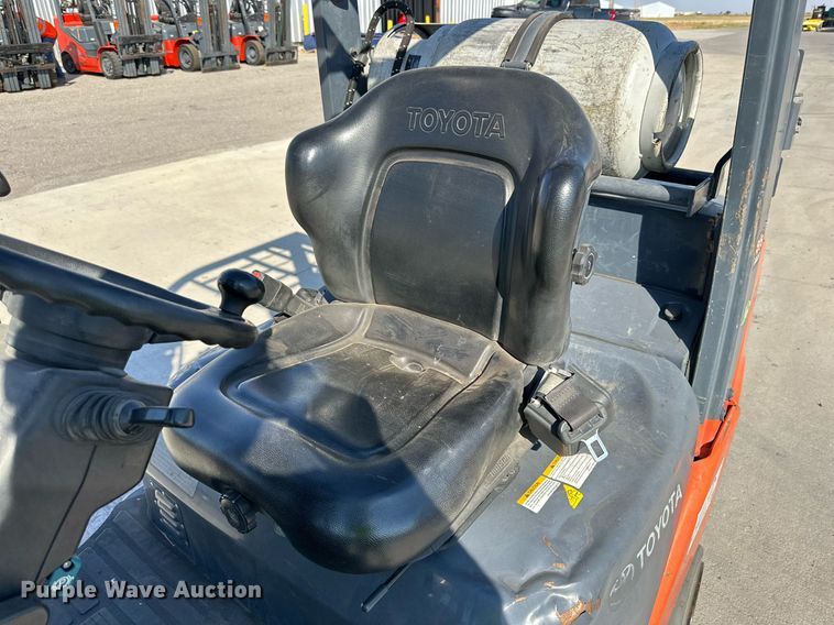 image for item DD3332 2018 Toyota 8FGCU25 forklift