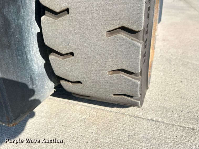 image for item DD3332 2018 Toyota 8FGCU25 forklift