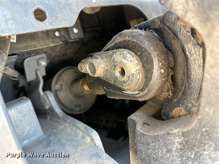 image for item DD3336 2017 Toyota  8FGCU25 forklift