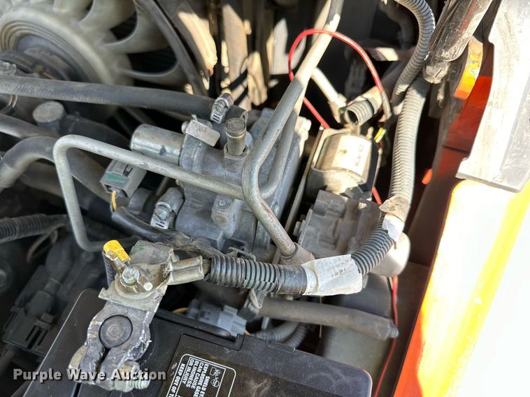 image for item DD3336 2017 Toyota  8FGCU25 forklift