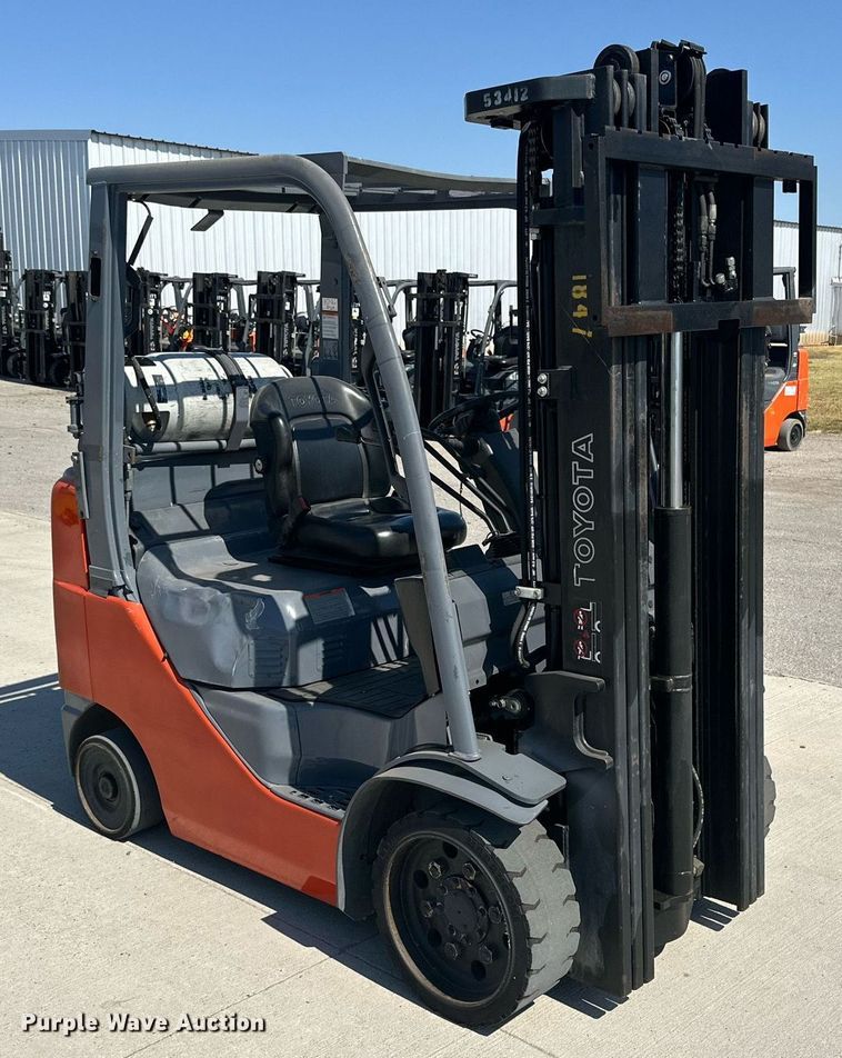 image for item DD3341 2018 Toyota 8FGCU25 forklift