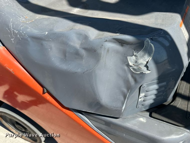 image for item DD3341 2018 Toyota 8FGCU25 forklift