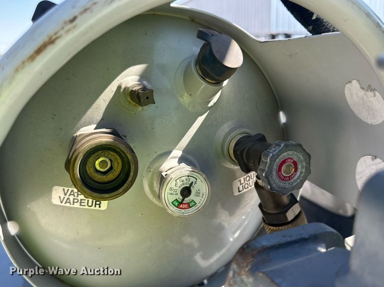 image for item DD3341 2018 Toyota 8FGCU25 forklift