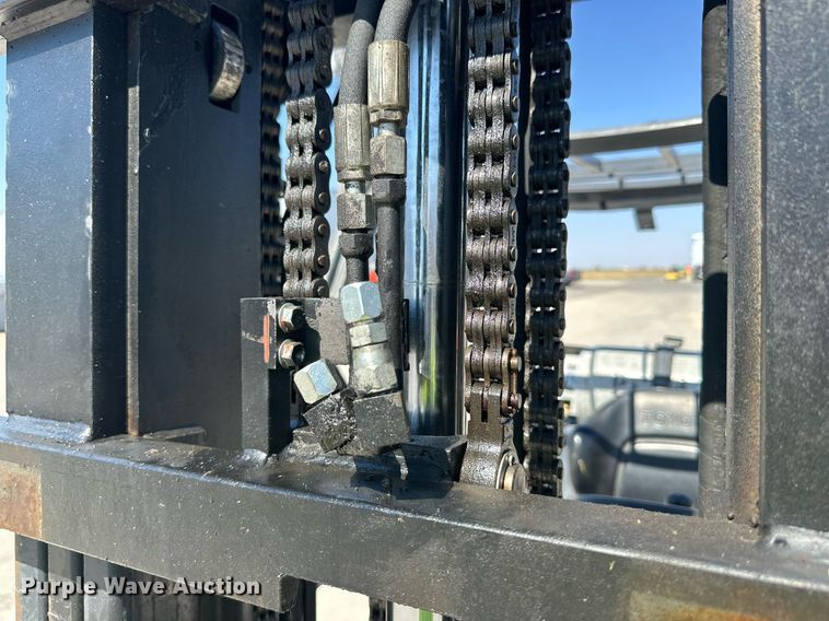 image for item DD3341 2018 Toyota 8FGCU25 forklift