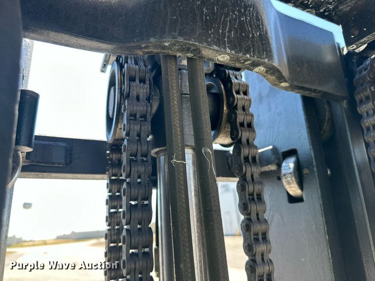 image for item DD3341 2018 Toyota 8FGCU25 forklift