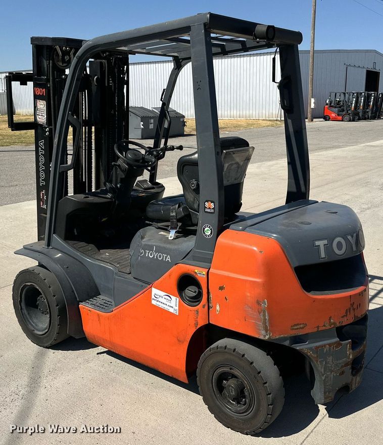 image for item DD3346 2018 Toyota 8FDU20 forklift