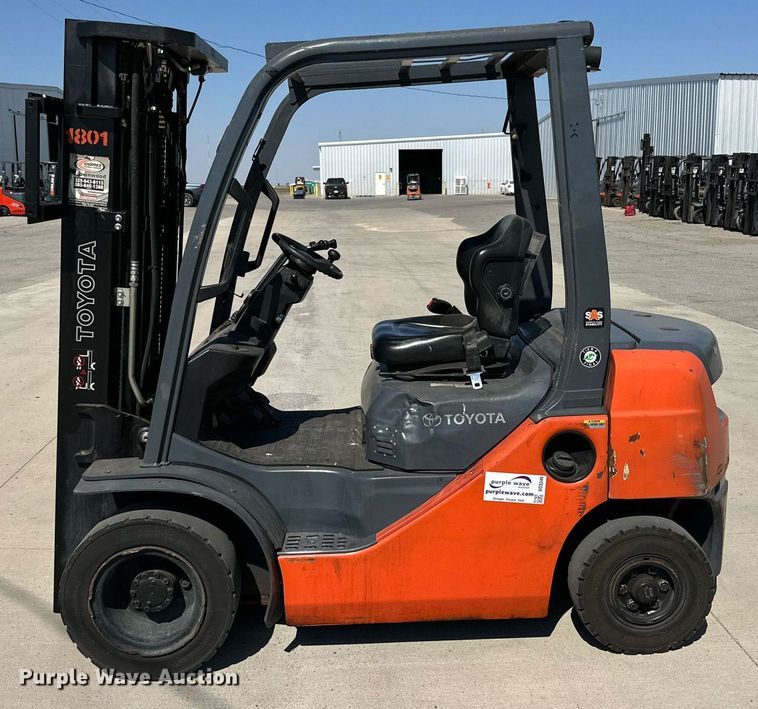 image for item DD3346 2018 Toyota 8FDU20 forklift