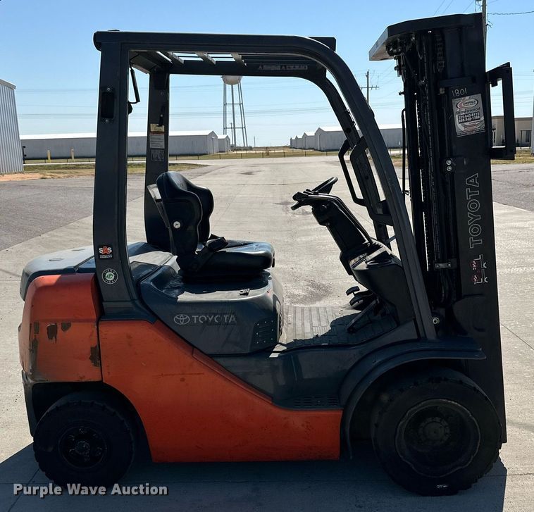image for item DD3346 2018 Toyota 8FDU20 forklift