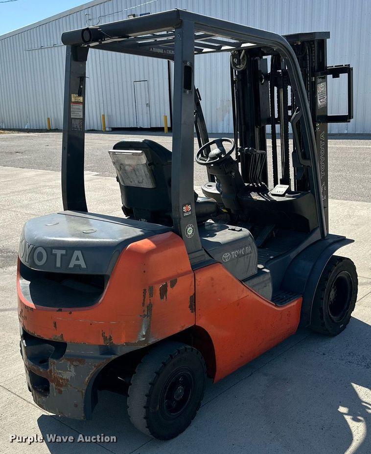 image for item DD3346 2018 Toyota 8FDU20 forklift