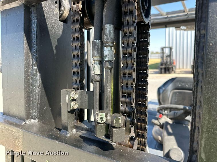 image for item DD3346 2018 Toyota 8FDU20 forklift